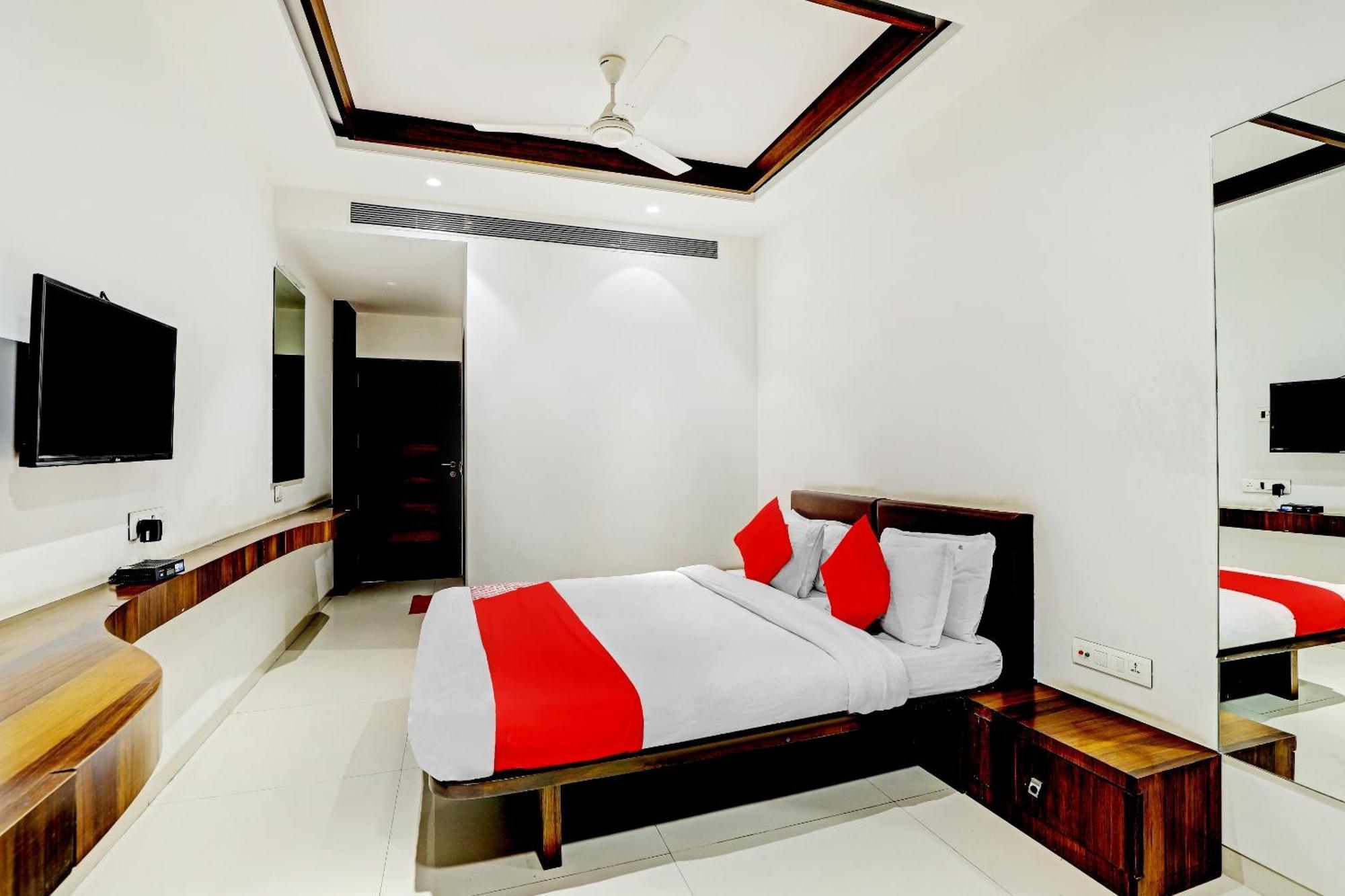 Hotel O Rishta And Jahan Banquet And Rooms Bhatha Eksteriør bilde