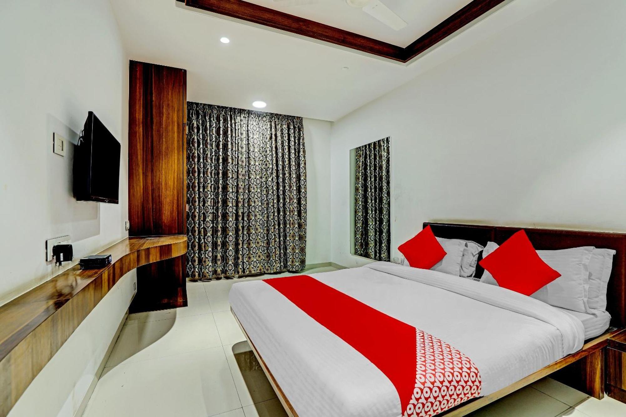 Hotel O Rishta And Jahan Banquet And Rooms Bhatha Eksteriør bilde